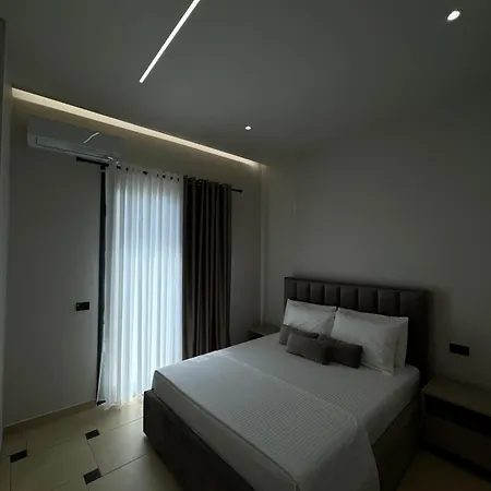 Aayan Vlorë